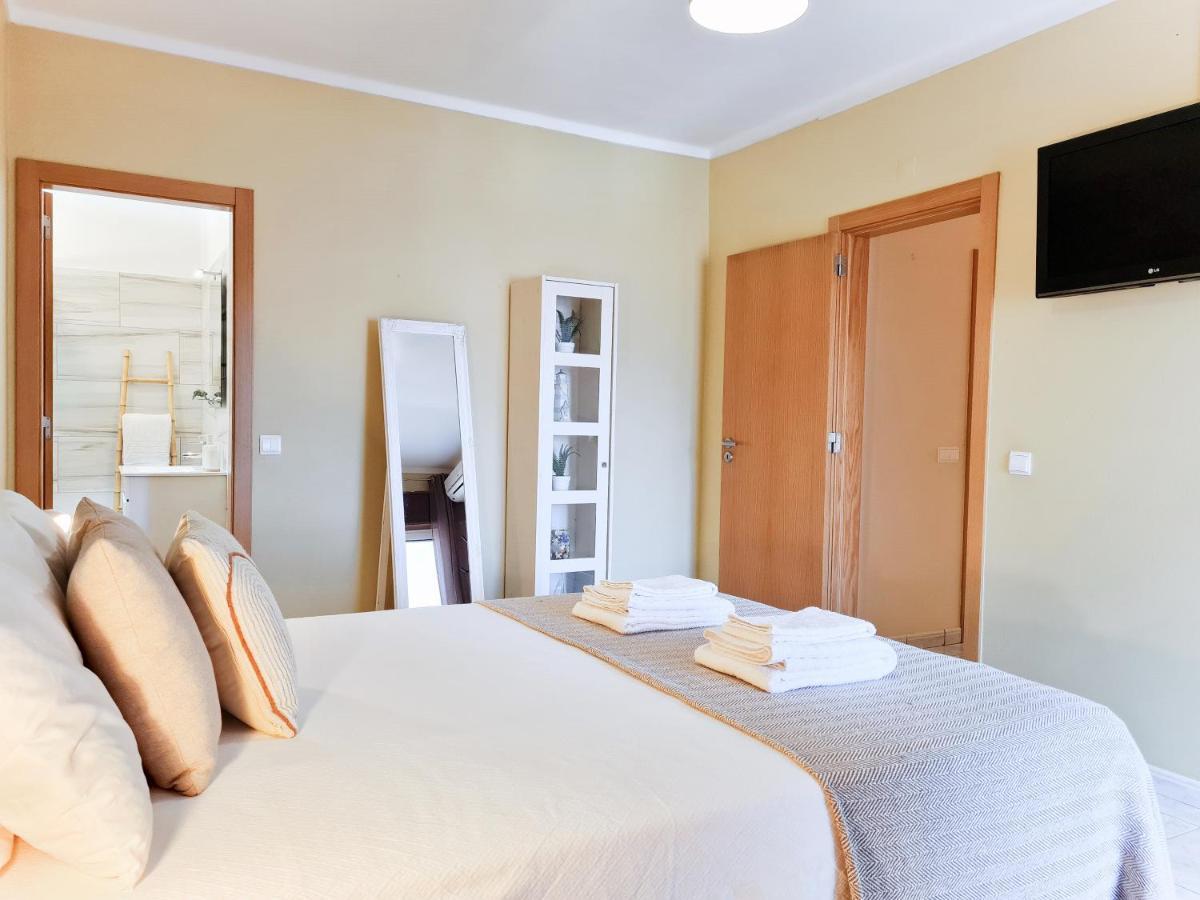 Casa Tombua - Pool - Beach & Center 300M - Ac - Wifi 카르보에이루 외부 사진