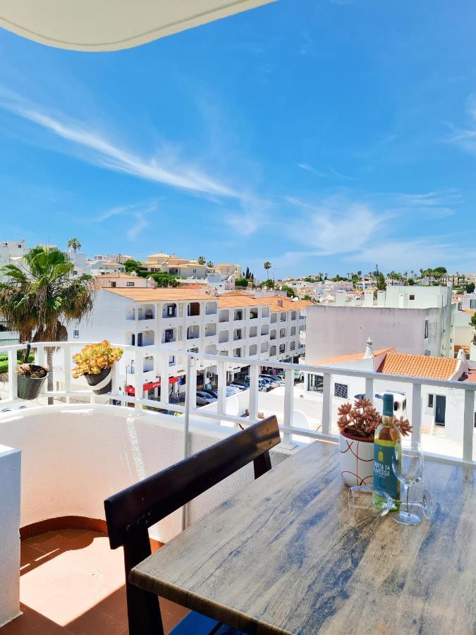 Casa Tombua - Pool - Beach & Center 300M - Ac - Wifi 카르보에이루 외부 사진