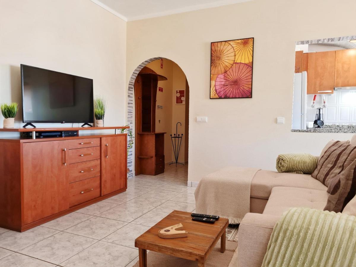 Casa Tombua - Pool - Beach & Center 300M - Ac - Wifi 카르보에이루 외부 사진