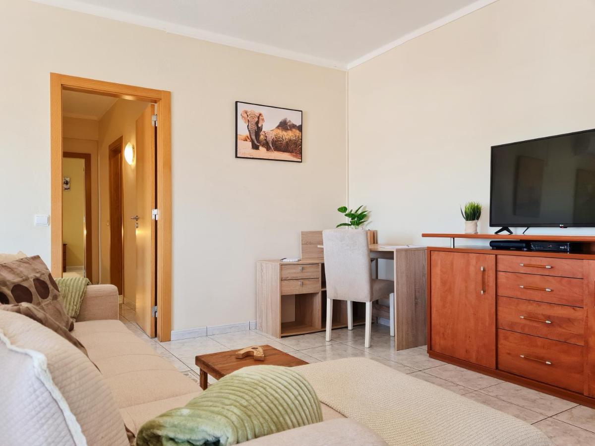 Casa Tombua - Pool - Beach & Center 300M - Ac - Wifi 카르보에이루 외부 사진