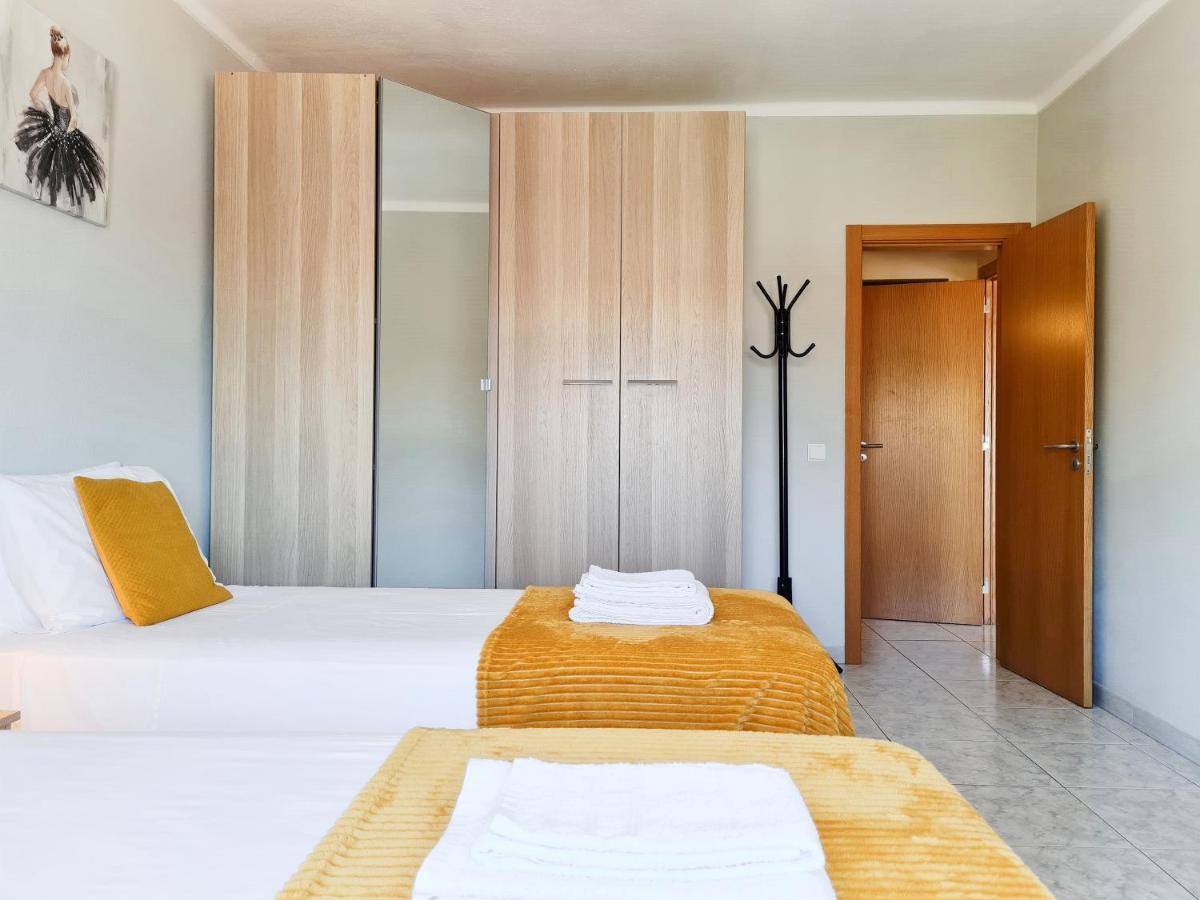 Casa Tombua - Pool - Beach & Center 300M - Ac - Wifi 카르보에이루 외부 사진